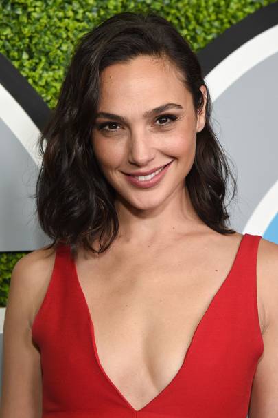  Gal Gadot   Height, Weight, Age, Stats, Wiki and More